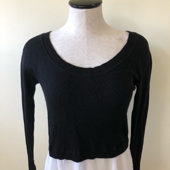 Aqua black half sweater over white top - Picture 2 of 6